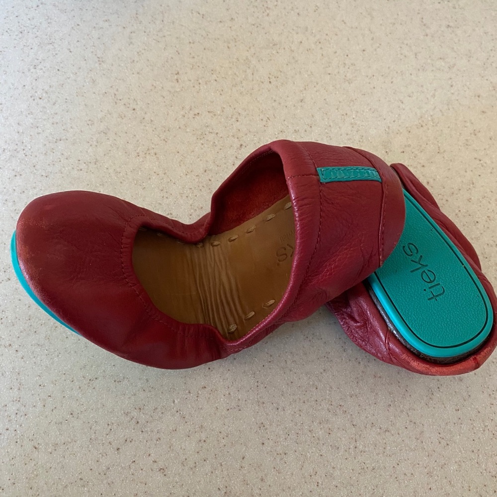 Red Twins foldable travel flat size 7